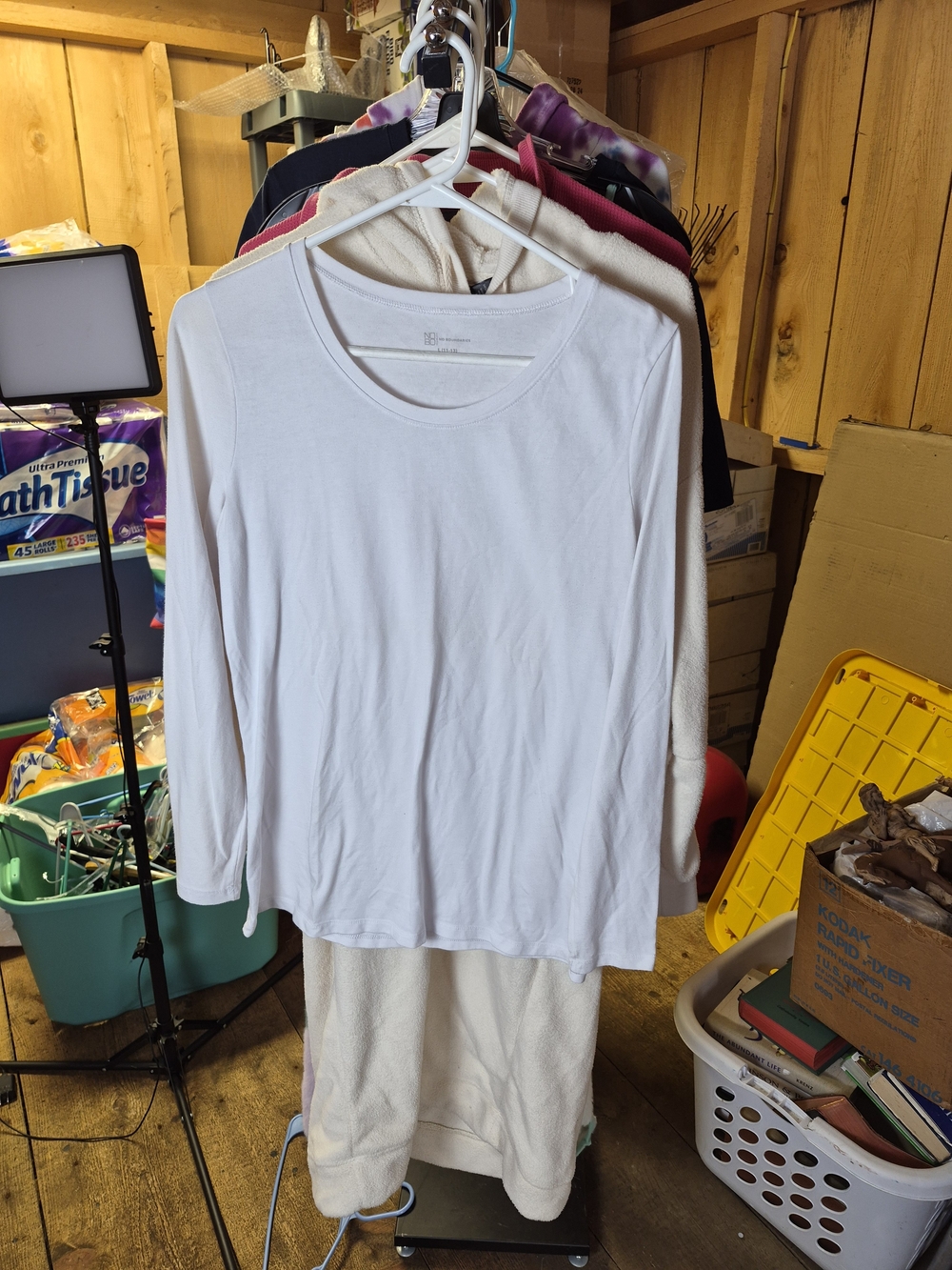 No Boundaries White Long Sleeve Crew Neck Tee Bin 68